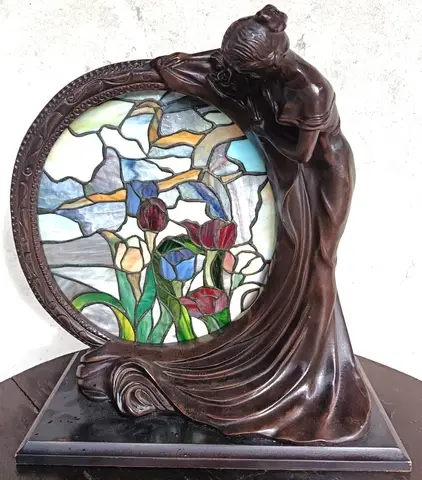 Art Nouveau figura sa vitraž staklom - okvir za sliku/lampa